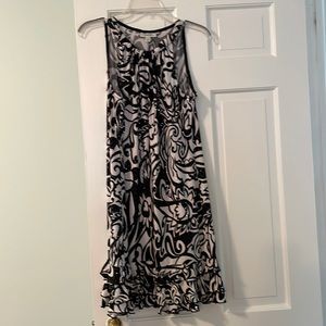 Pretty black and white swing dress from dress barn with glitter on it